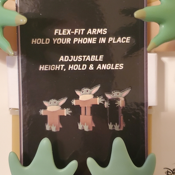 The child mandalorian phone holder stand - Picture 4 of 9